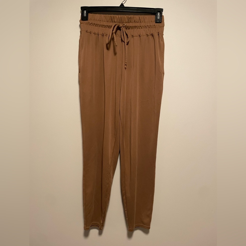 Fabletics Brown/ Tan straight/ tapered leg pant